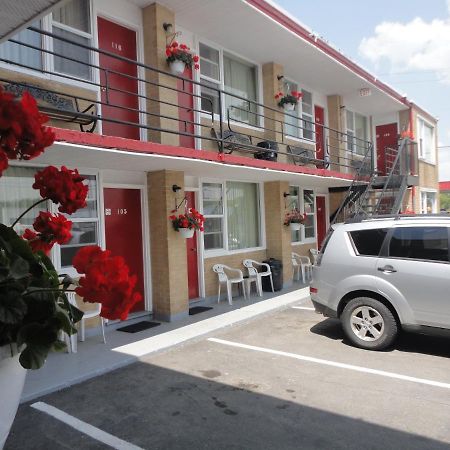 Imperial Fireside Inn Sudbury Esterno foto