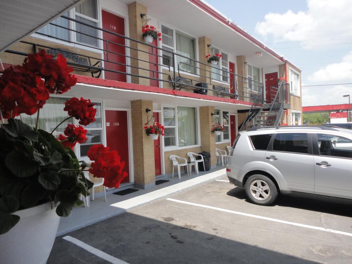 Imperial Fireside Inn Sudbury Esterno foto