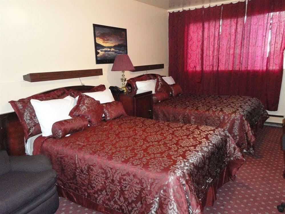 Imperial Fireside Inn Sudbury Esterno foto