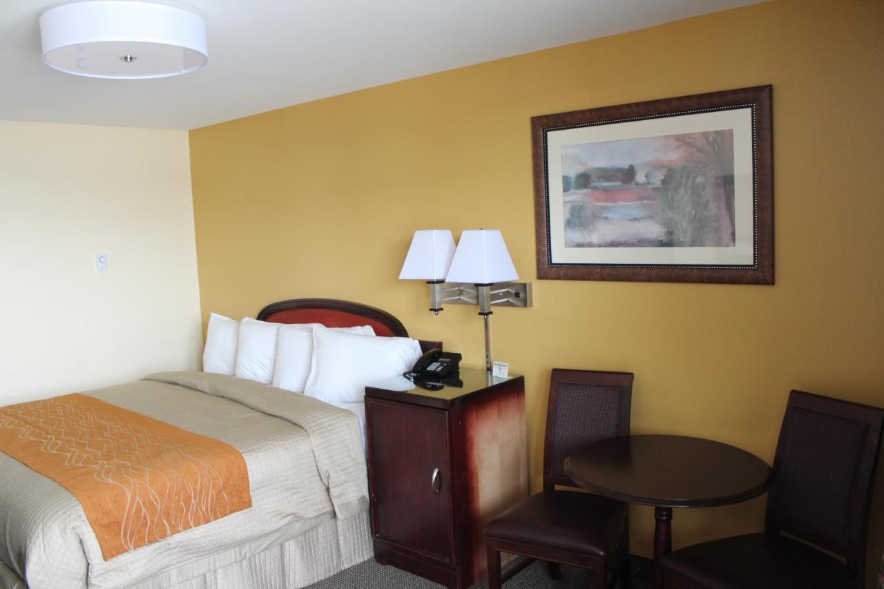 Imperial Fireside Inn Sudbury Esterno foto