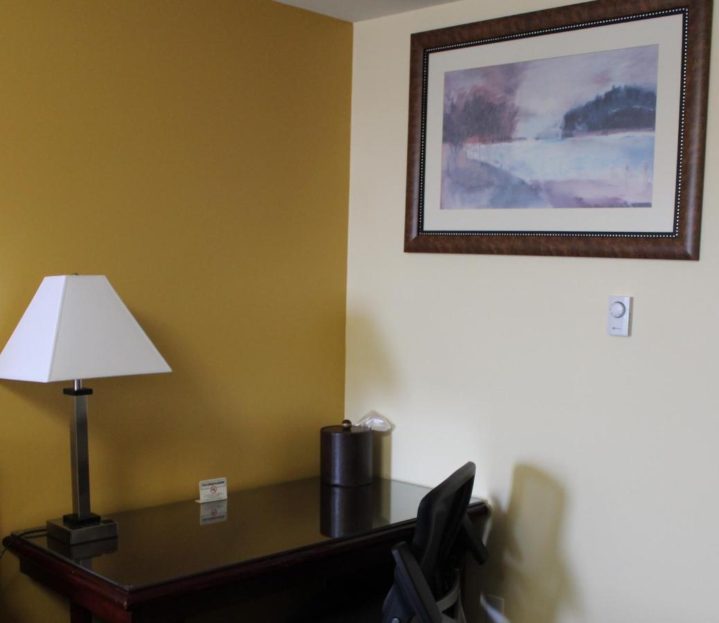 Imperial Fireside Inn Sudbury Esterno foto