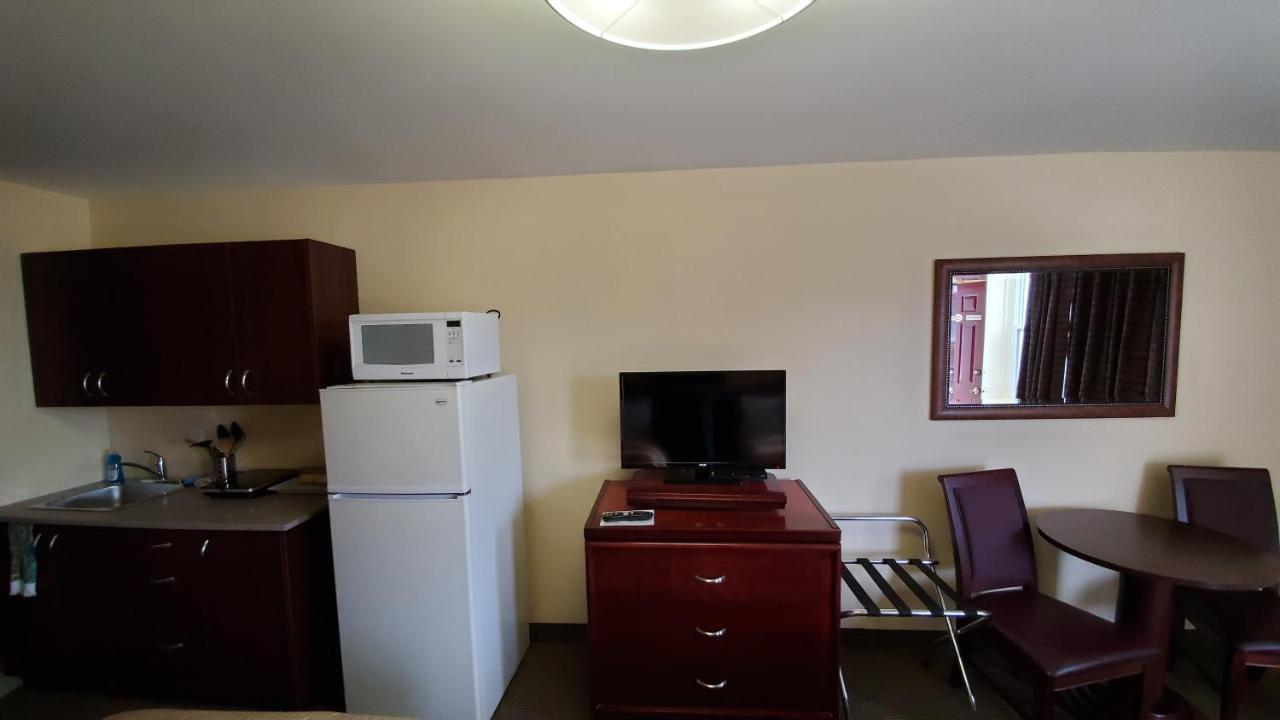 Imperial Fireside Inn Sudbury Esterno foto
